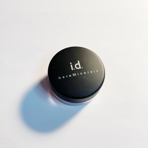 Mineral Loose Powder Eyeshadow Liner - Caviar